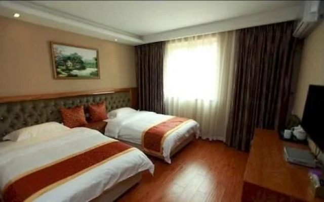 Chengdu Xiangping Business Hotel