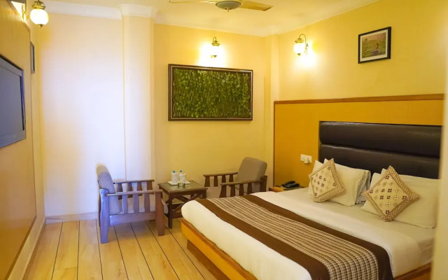 Hotel Asian Plaza Dharamshala