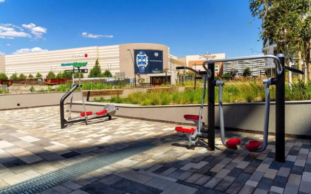 Alimama Spaces: the Pinnacle Ellipse