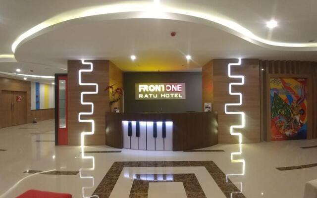 Front One Hotel Nganjuk