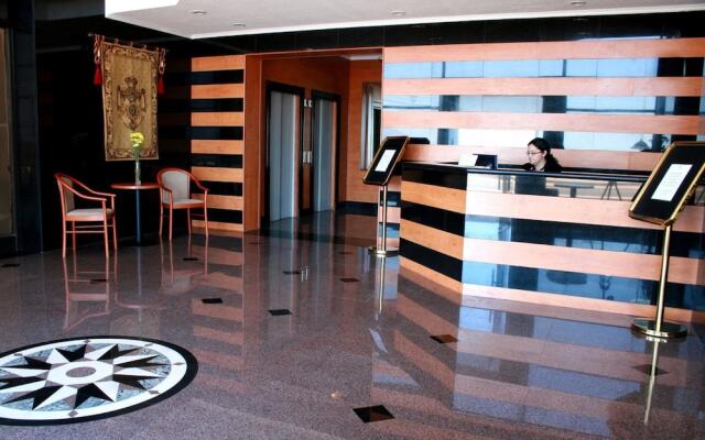 Hotel Florencia Suites & Apartments