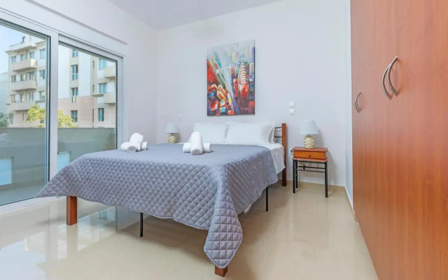 Central Luxurious Apartments Close to the Sea