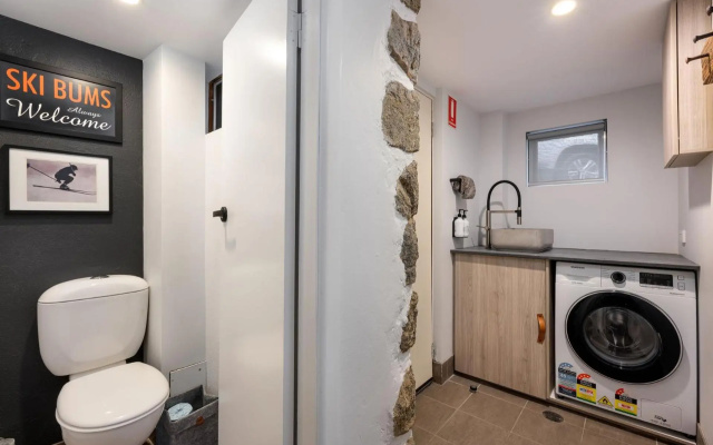 Golden Eagle 2 – Guest Rooms – Thredbo
