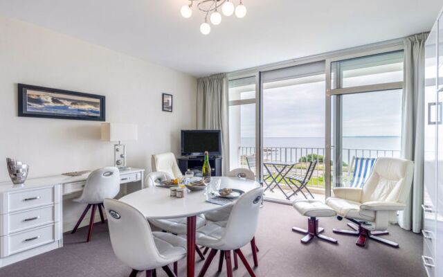 Les Trois Iles 19655