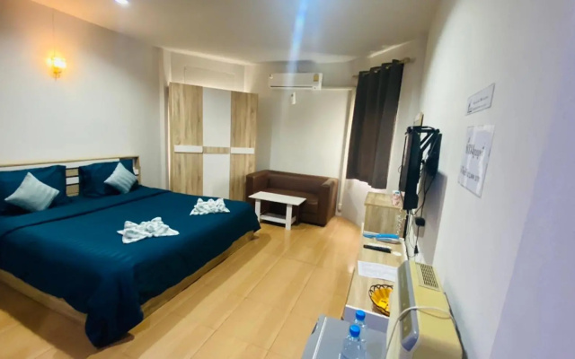Alongkorn hotel by SB