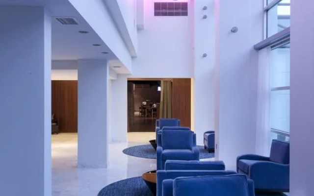 Radisson Hotel Menomonee Falls