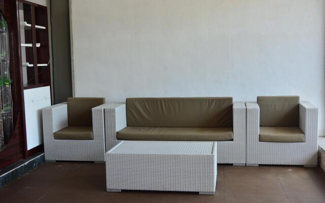 Gili Sands Hotel & Bar