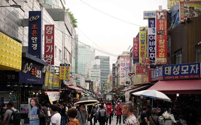 Lumia Hotel Myeongdong