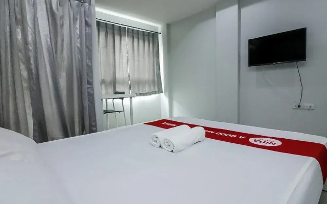 奈达素坤逸班纳客房酒店(Nida Rooms Sukhumvit 20 Bangna)