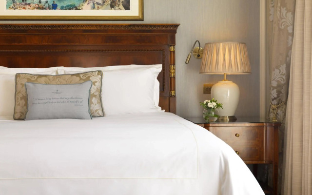 The Shelbourne, Autograph Collection