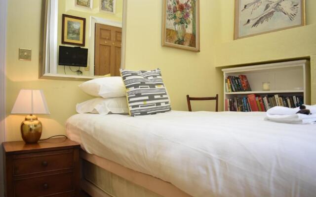 Frederick Street - stylish apartment in the heart of New Town!