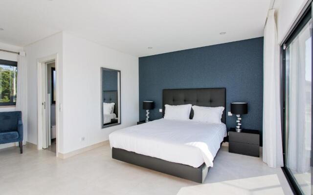 Exclusive Ultra-Stylish Villa, close to Vilamoura