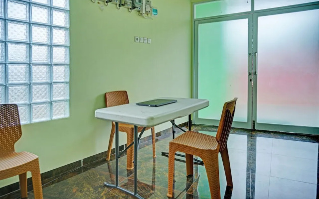 OYO 92293 Pahala Syariah Residence