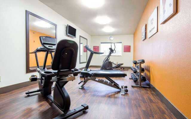 Comfort Suites Rochester Henrietta University Area