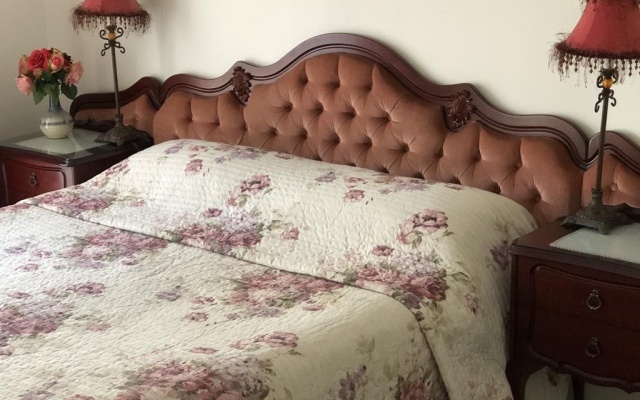 Donkey Tales Farm Cottages – Guest Rooms – Daisy Hill