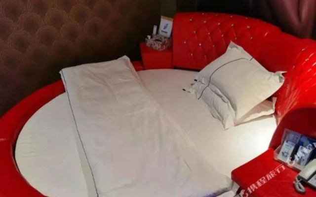 Zhengzhou Shangjia Fashion Hotel (Longzihu College District Store)