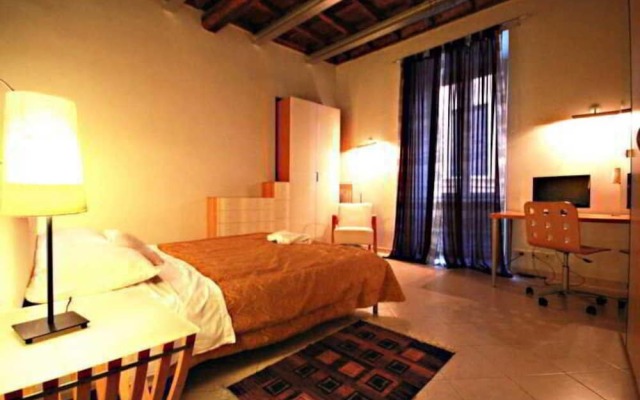 Ota Trevi Foutain Suite