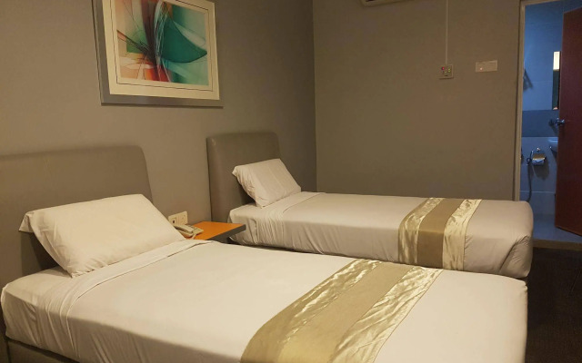 U Pac Hotel