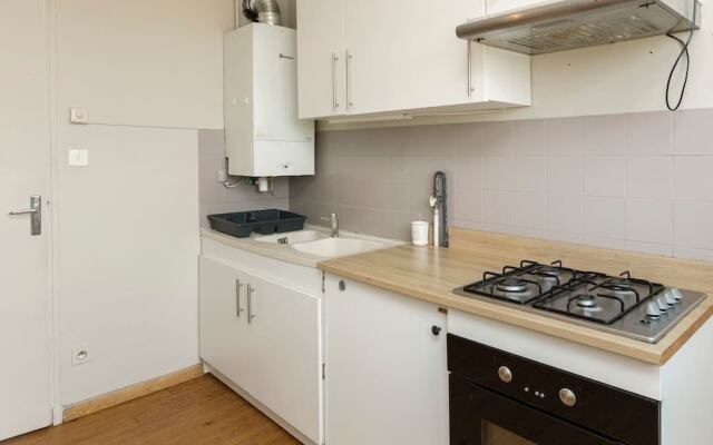 Modern Appart 75m2 - 2 rooms -parking