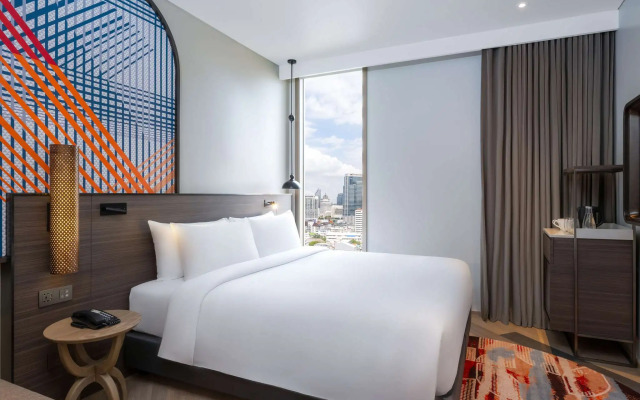 Mercure Bangkok Surawong