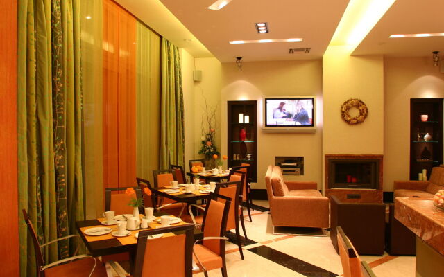 Alexandros Boutique Hotel