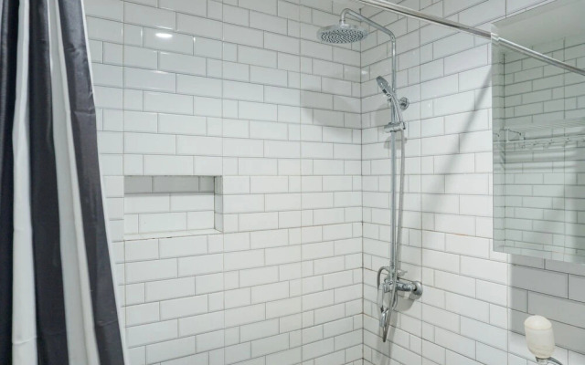 Elegant 1BR Permata Eksekutif Apartment