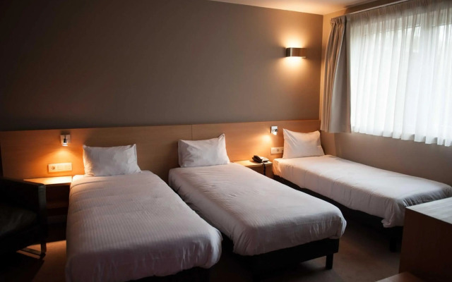 Utopia Hotel