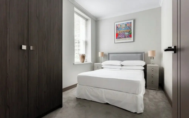 Red Lion Square by Onefinestay