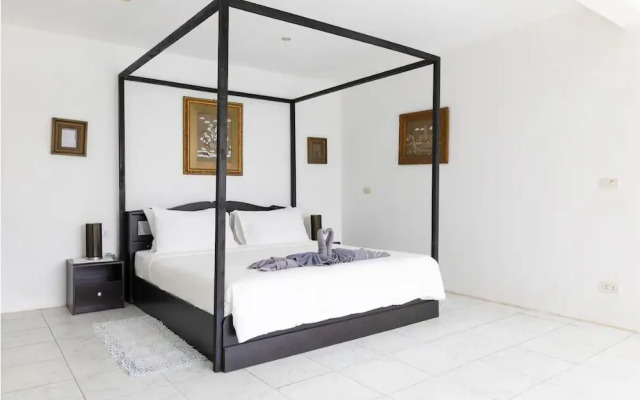 Beachfront Sea View Pool Villa