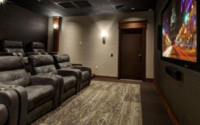 Global Luxury Suites at Locust Street
