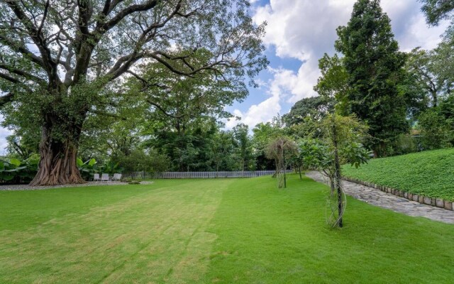 An Immaculate And Warm 4-bedroom Villa With A Pool