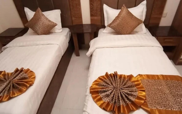 Iwan alandalusia hotel suites AlRehab