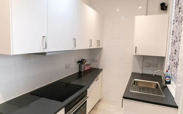 Inviting 3-bed House in Leicester