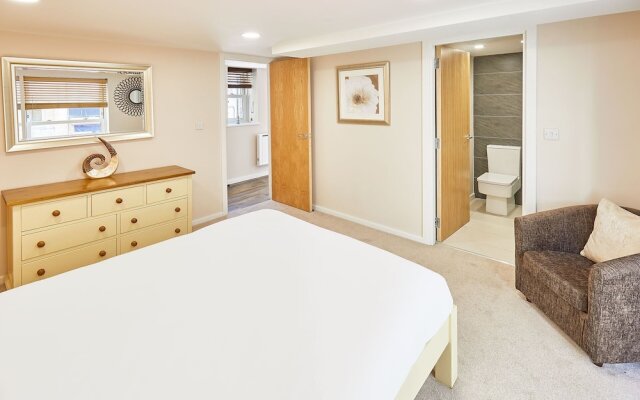 Host Stay Lobster Pot Apartment