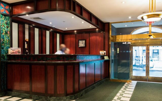 Washington Square Hotel