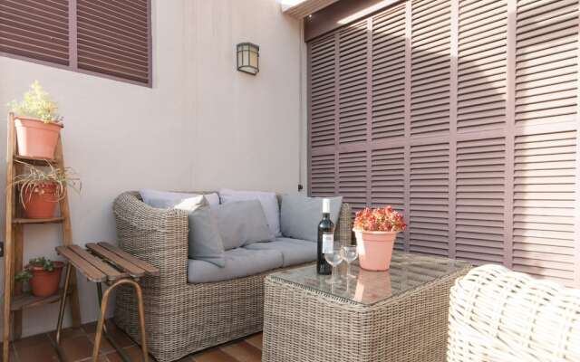 1 bedroom private rooftop terrace