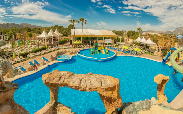 Magic Robin Hood Waterpark Lodge Resort