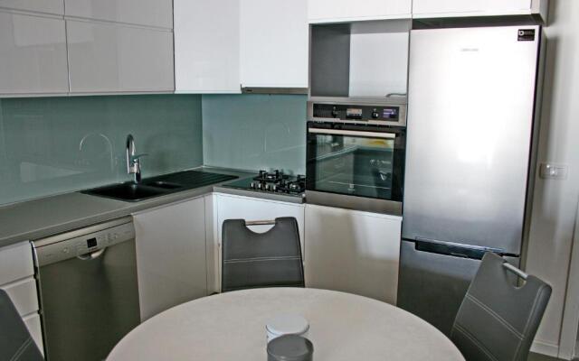 Apartment Mira II