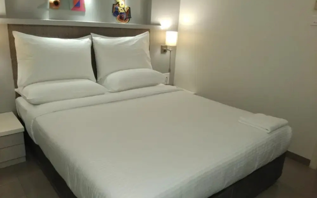Hotel Atharv