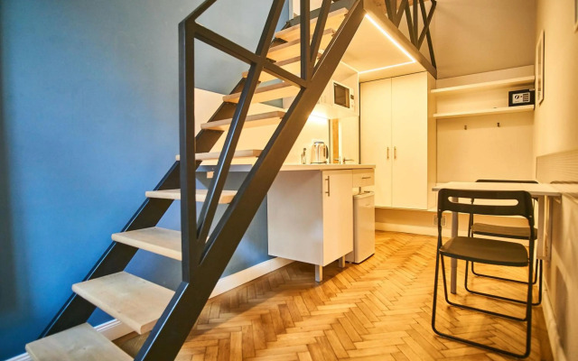 Z40 Apartments - hostAID