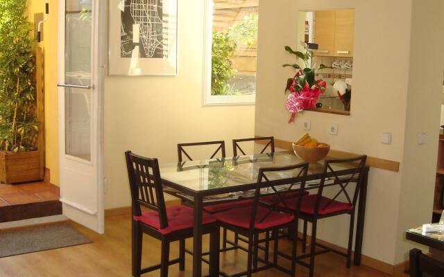 Barcelona Central Garden Hostal