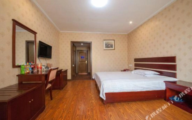 Tianyu Star Hotel (Nantong Outer Ring West Road Open University Branch)