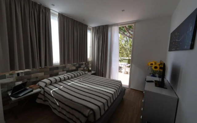 Hotel Etna