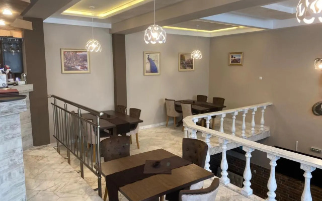 Pri Popa Guest House