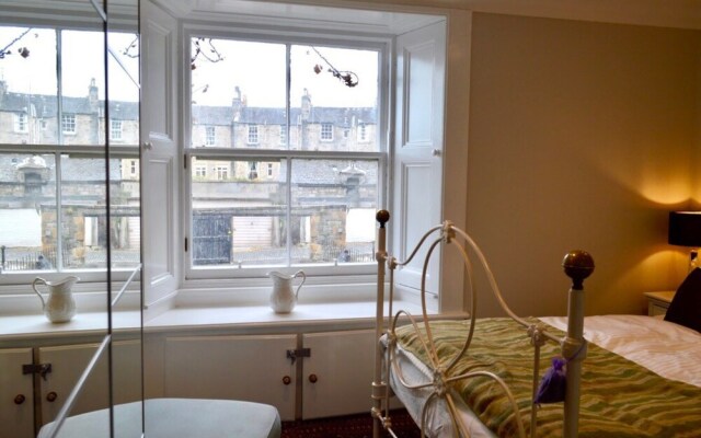 Cosy and Modern City Centre Flat