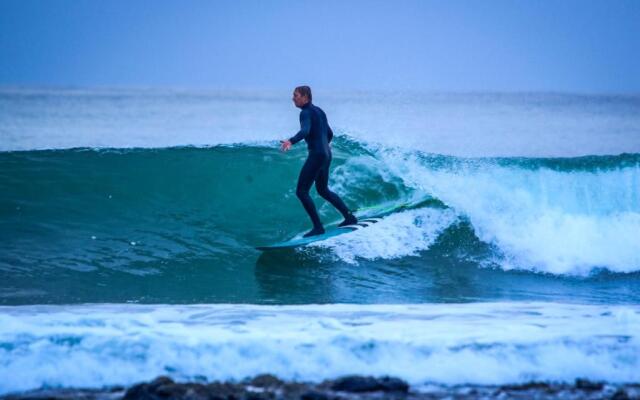 Dreamland Beach House & Studios at Supertubes