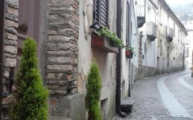 Welcome to the "Rossinelli Lodge"