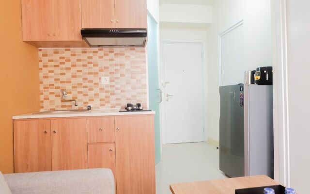 Fully Furnished and Comfortable 2BR Green Pramuka Apartment