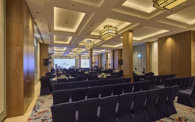 ICONIQA Hotel, Mumbai International Airport