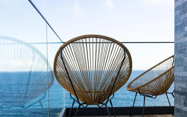 3 bdr aprt, stunning seaview, rooftop pool - LCGR